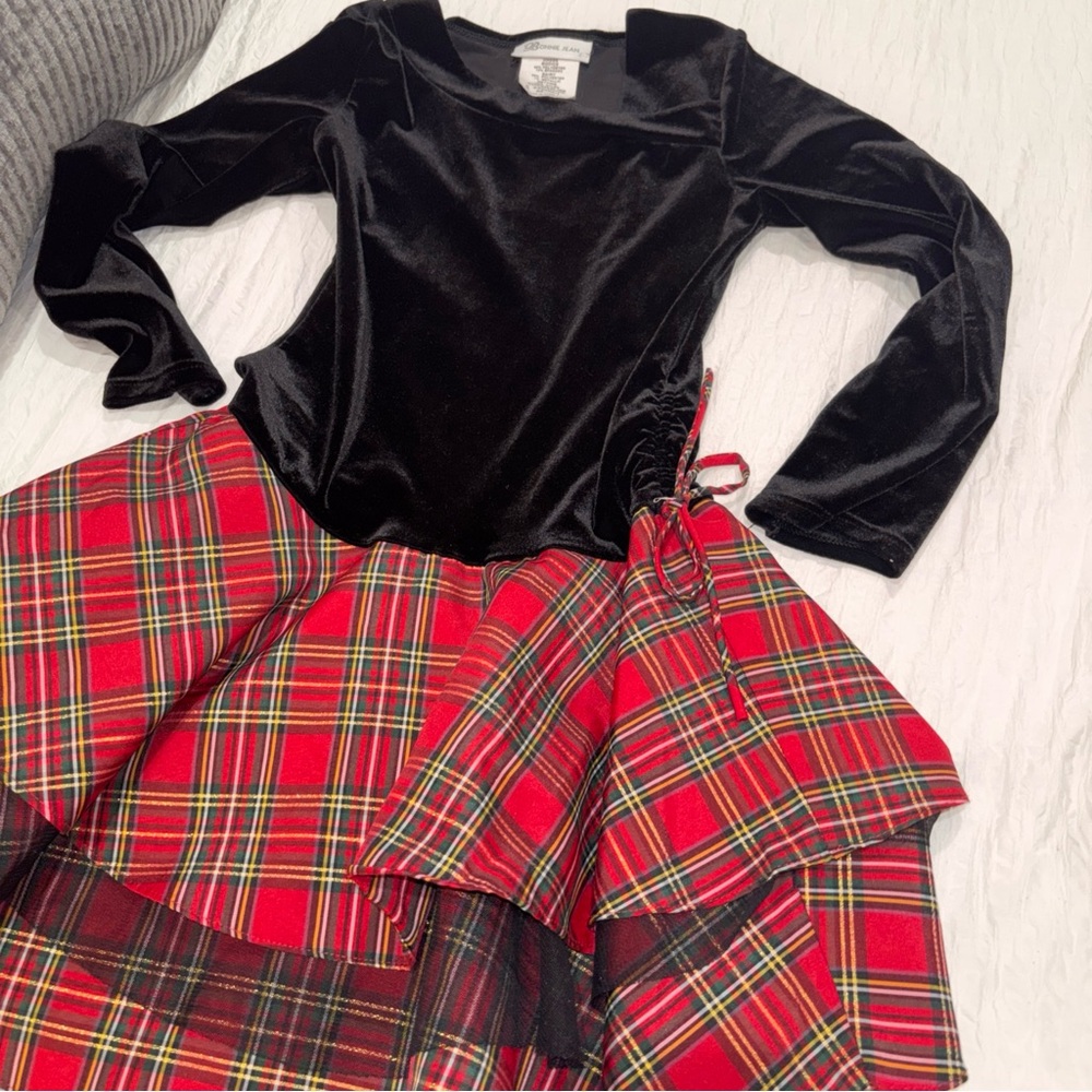 Bonnie Jean Elegant Black Velvet Dress - Picture 3 of 11